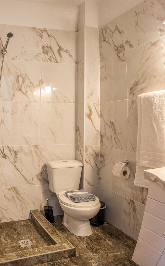 Georgalas Sun Beach Rooms Nea Kallikrateia Exterior photo