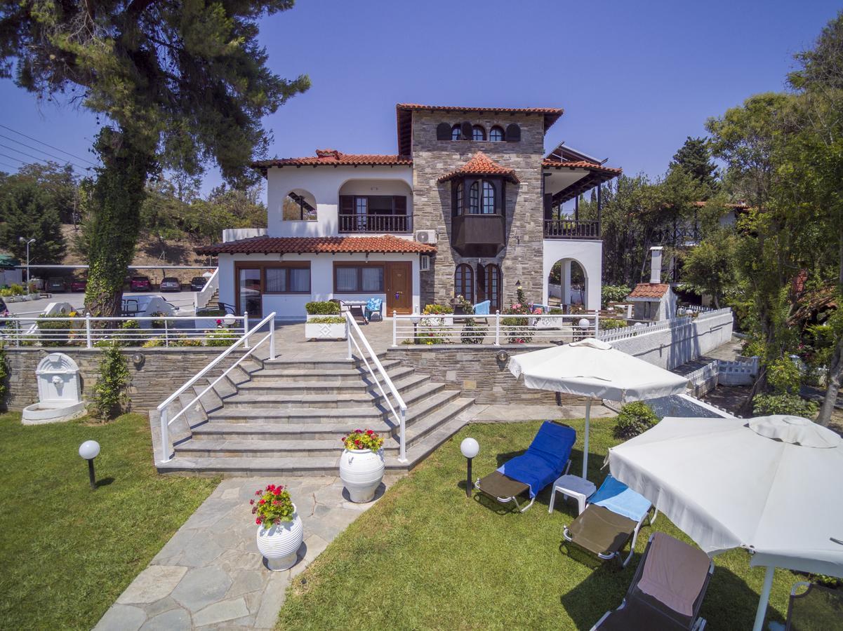 Georgalas Sun Beach Rooms Nea Kallikrateia Exterior photo